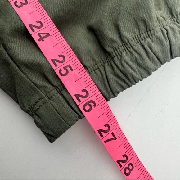 Vuori Women's Birch Jogger Army Green Athleisure Sustainable Preppy - Picture 13 of 15